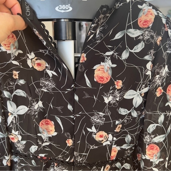 CHICWISH Women's V-Neck Floral Puff Sleeve
High Waisted Chiffon Romper Size S - Picture 11 of 16